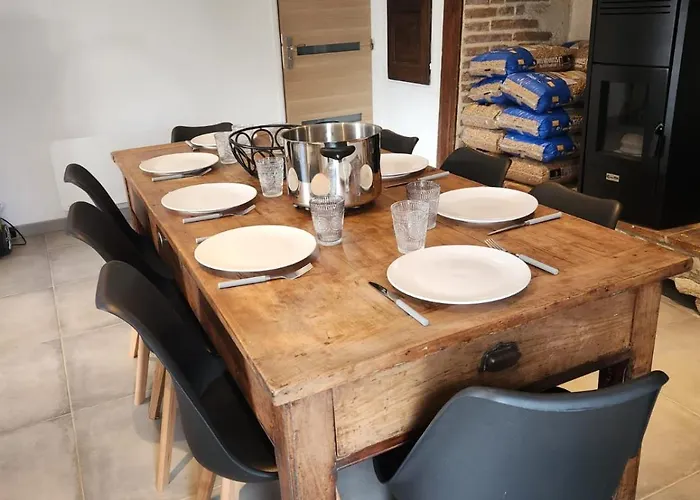 Semesterbostad Aux Deux Marronniers Cathares