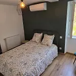 Tatil Evi Aux Deux Marronniers Cathares
