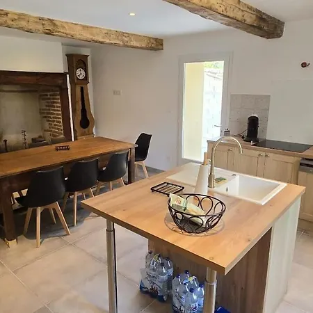 Aux Deux Marronniers Cathares Hébergement de vacances