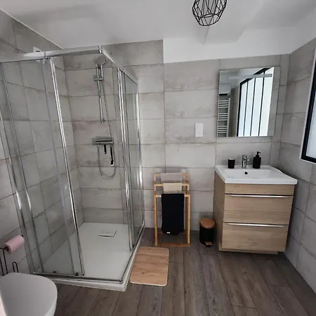 Aux Deux Marronniers Cathares Hébergement de vacances *